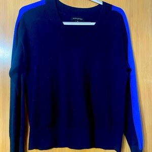 Like New Banana Republic Sweater